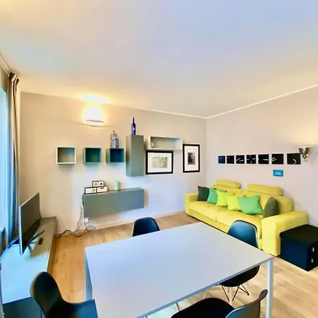 Apartment Luxury 2bed-2bath In Location Mailand
