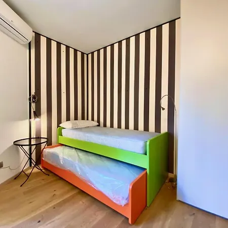 Luxury 2bed-2bath In Location Apartment