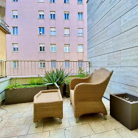 Luxury 2bed-2bath In Location Apartment *